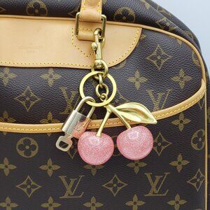 LV Gold Padlock Authentic 🔑 Luxury Bag Charm w/ Unbranded Apple Keychain